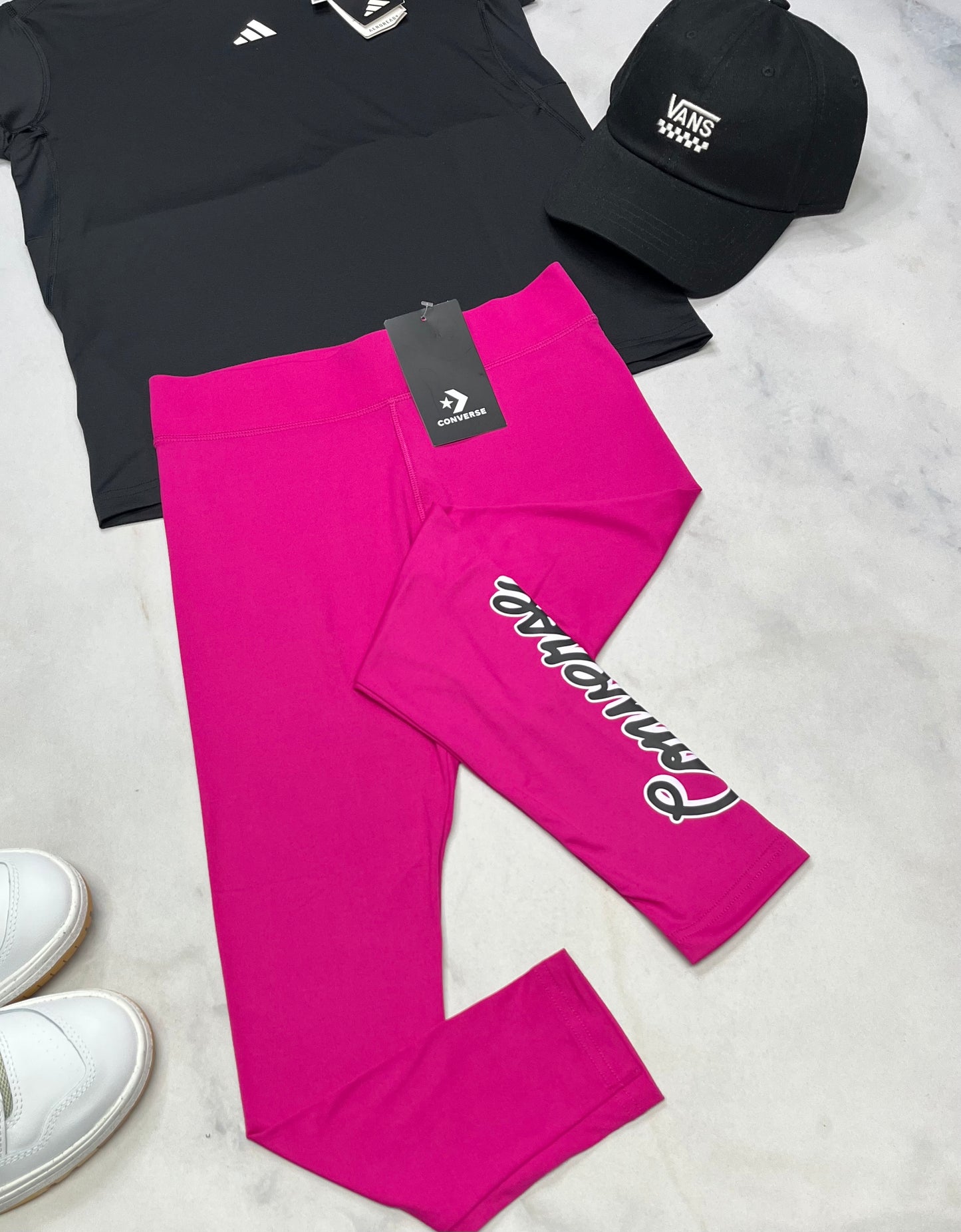 🩷Skinny leg. :Converse ultra doux et stretch 10-12 ans fille neuf ! Longueur 7/8 ième neuf !