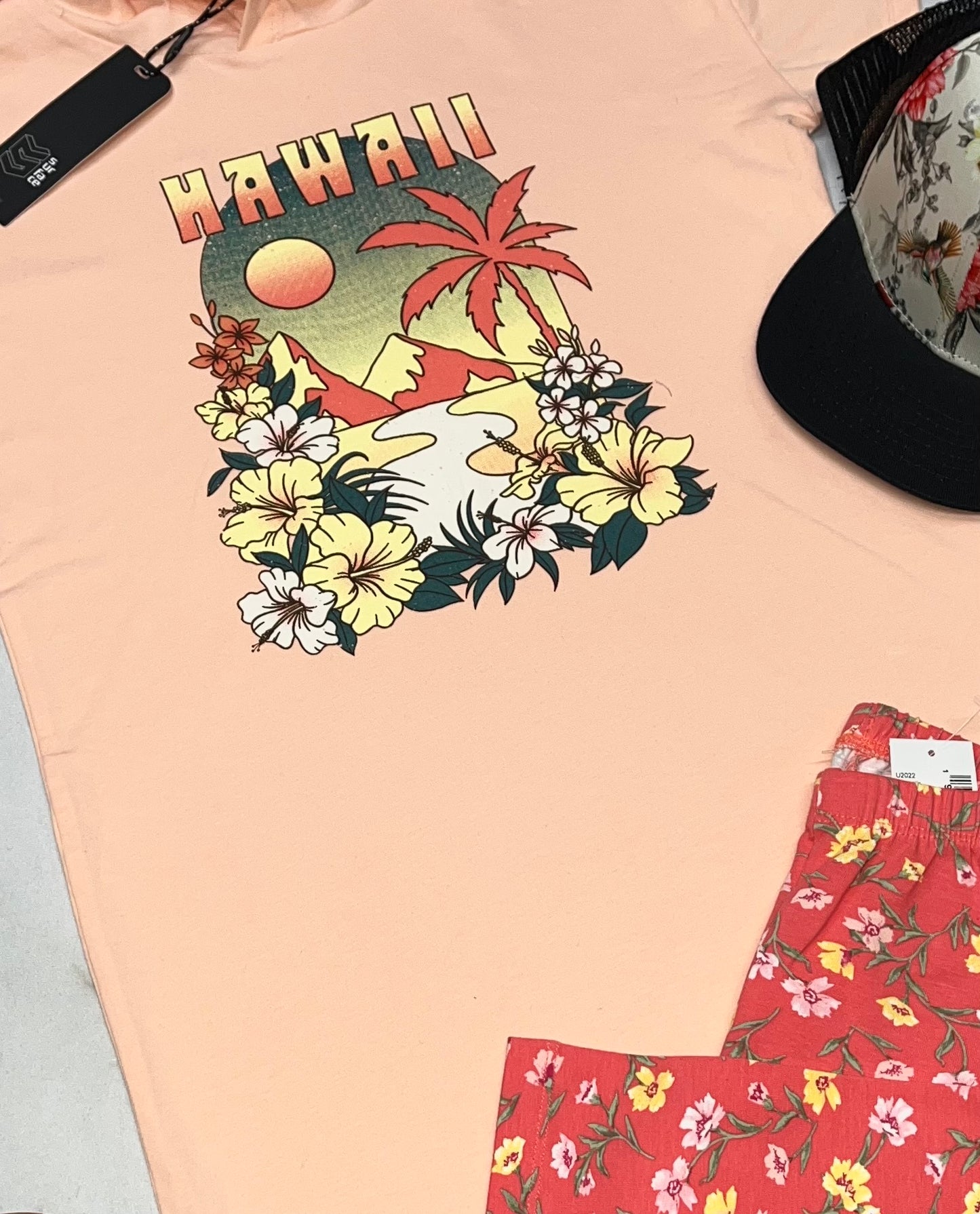 đ Robe Surface : pĂȘche / corail beau tissu . 6 ans fille look over size neuve .