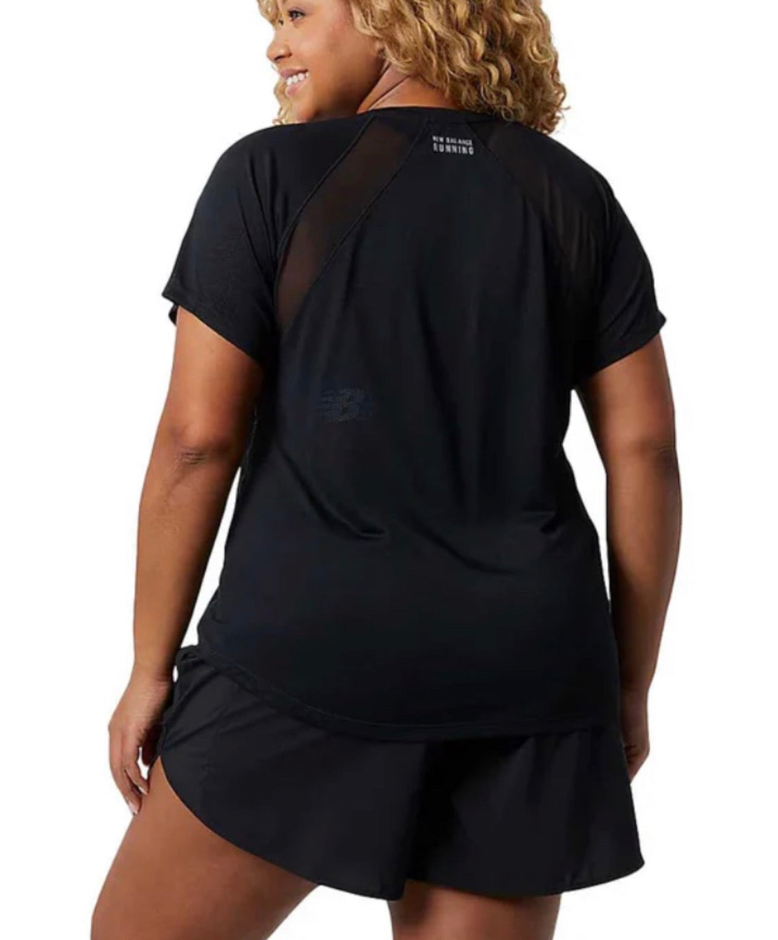 🌴Manche courte : New Balance en tissu léger qui respire. Voir 2 et 3. 2XL femme neuf !