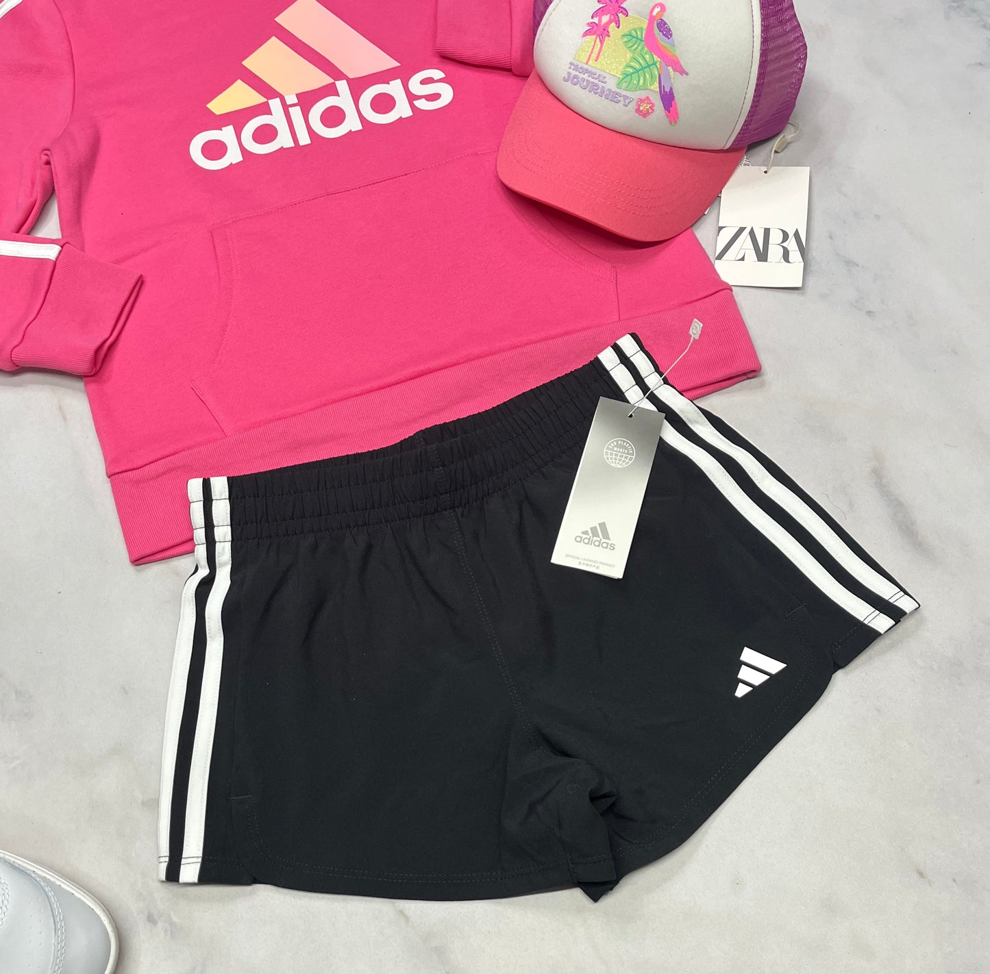 🌷 Short Adidas: tissu de sport 7-8 ans fille neuve! Coupe confo filet int.