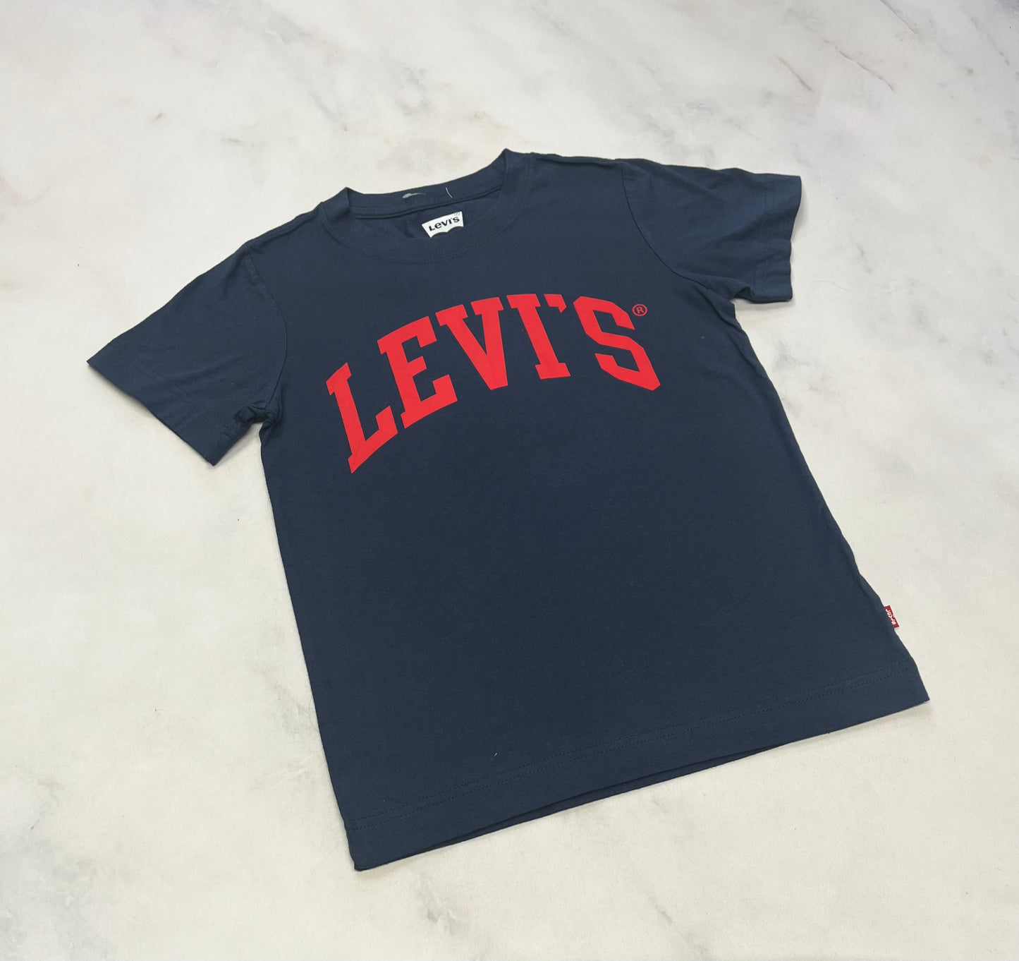 Levis : Marine fait 7 ans cmme neuf!