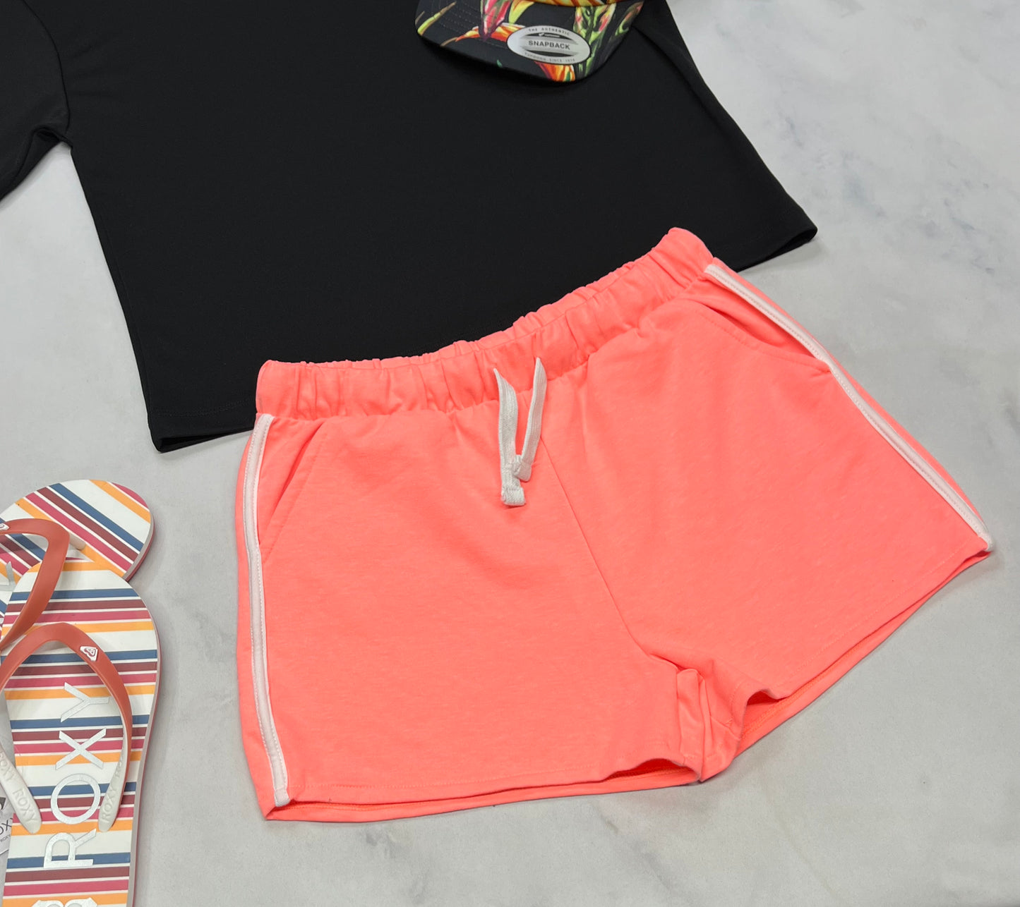 😍 Short ouaté : Corail 12 ans fille neuve .