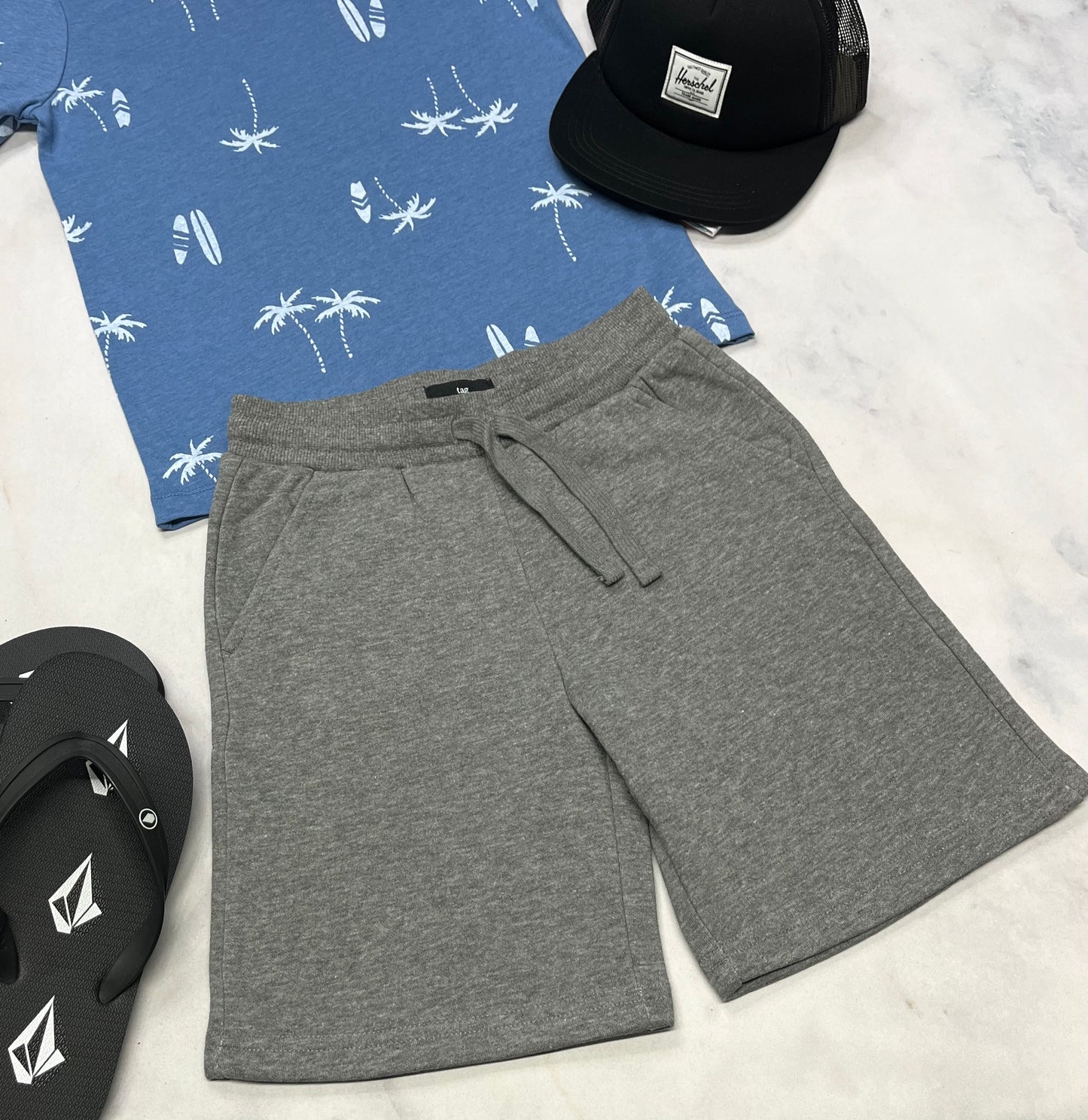 🌿 Bermuda : en ouaté gris Tag 7 ans garçon neuf !