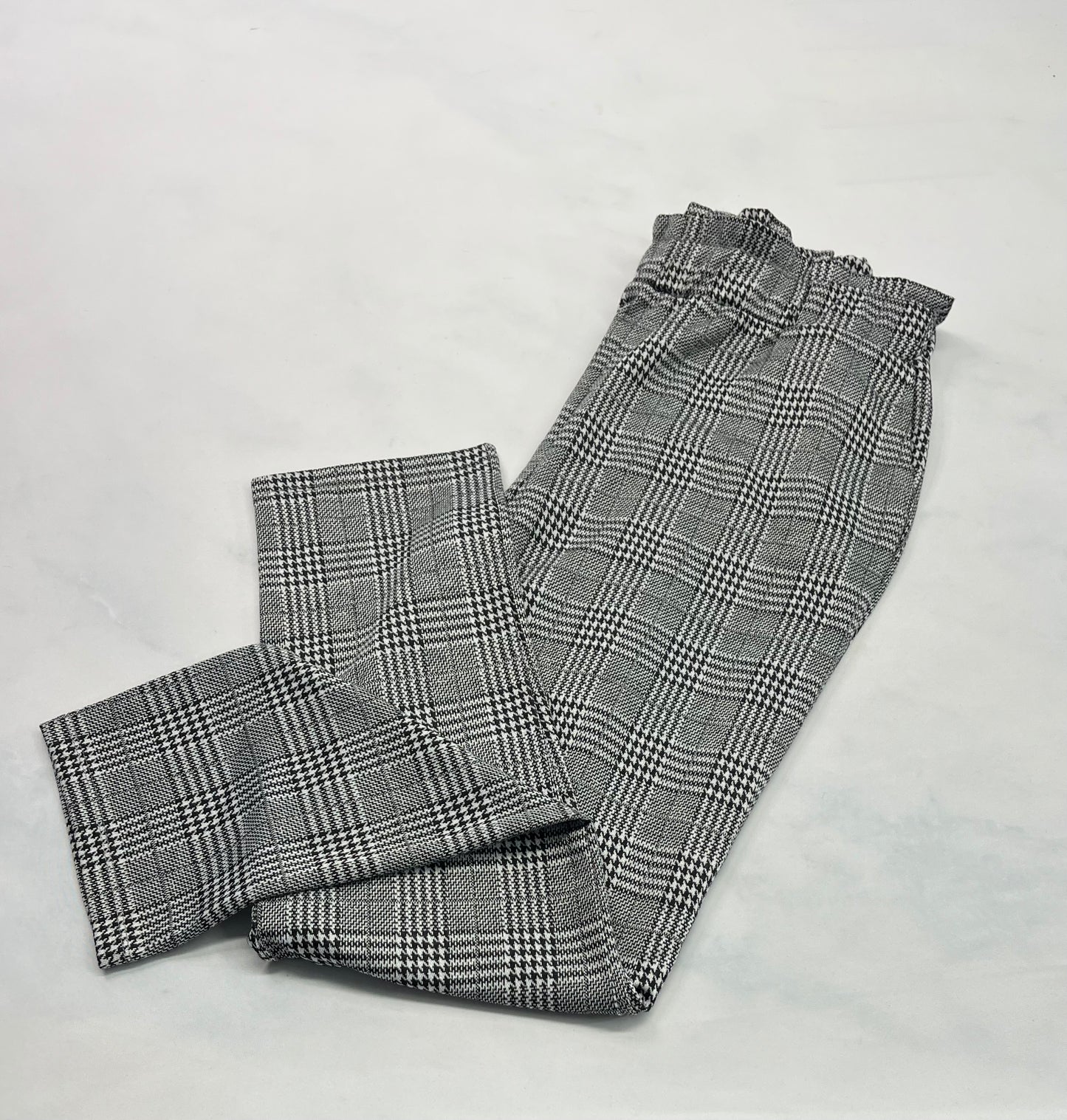 Pantalon : Guilty taille élastique doux au touché . Fait L/ femme comme neuf !