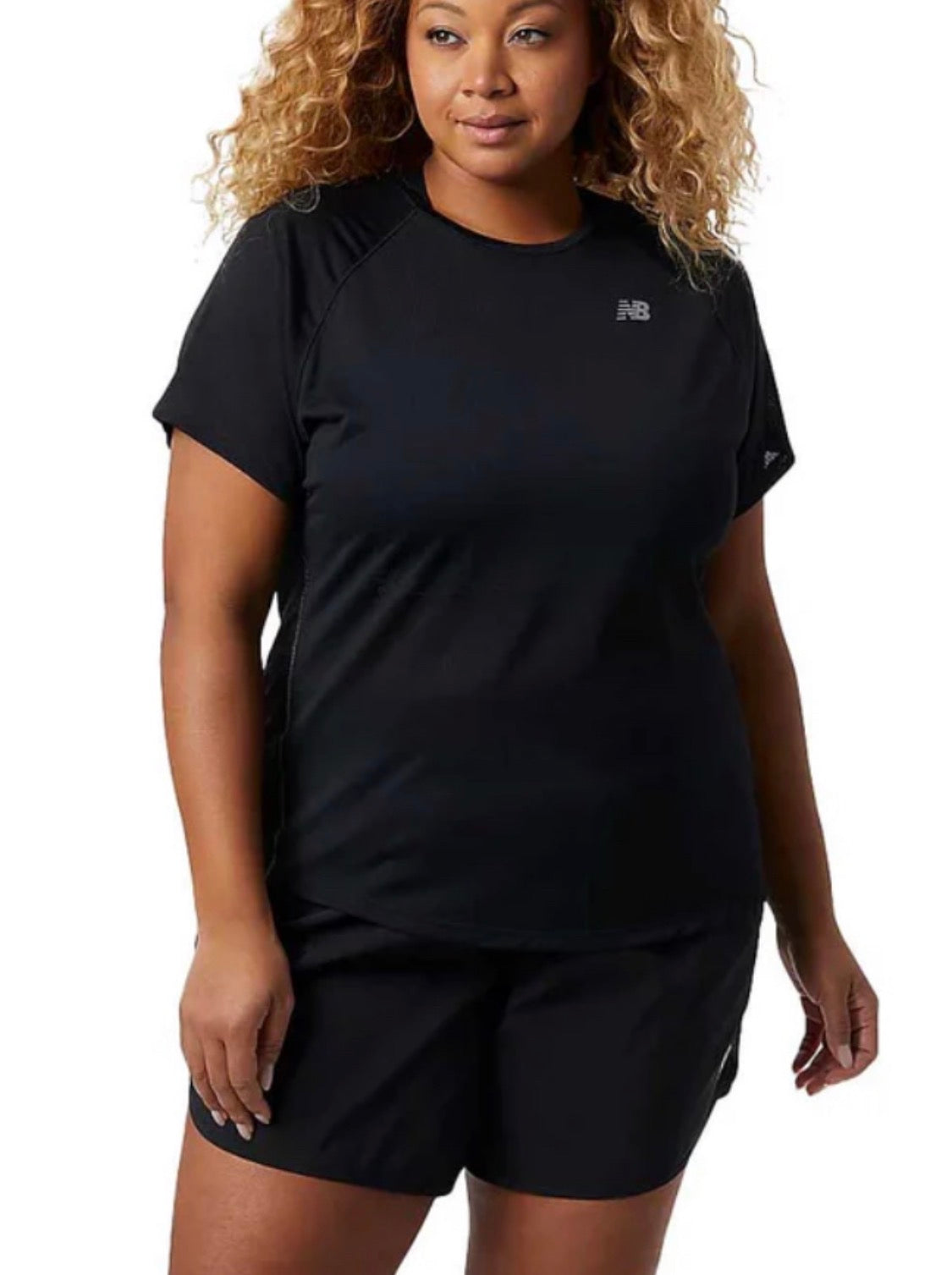 🌴Manche courte : New Balance en tissu léger qui respire. Voir 2 et 3. 2XL femme neuf !