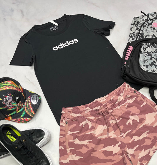 😍 Manche courte : Adidas noir fait 14 ans fille neuf !