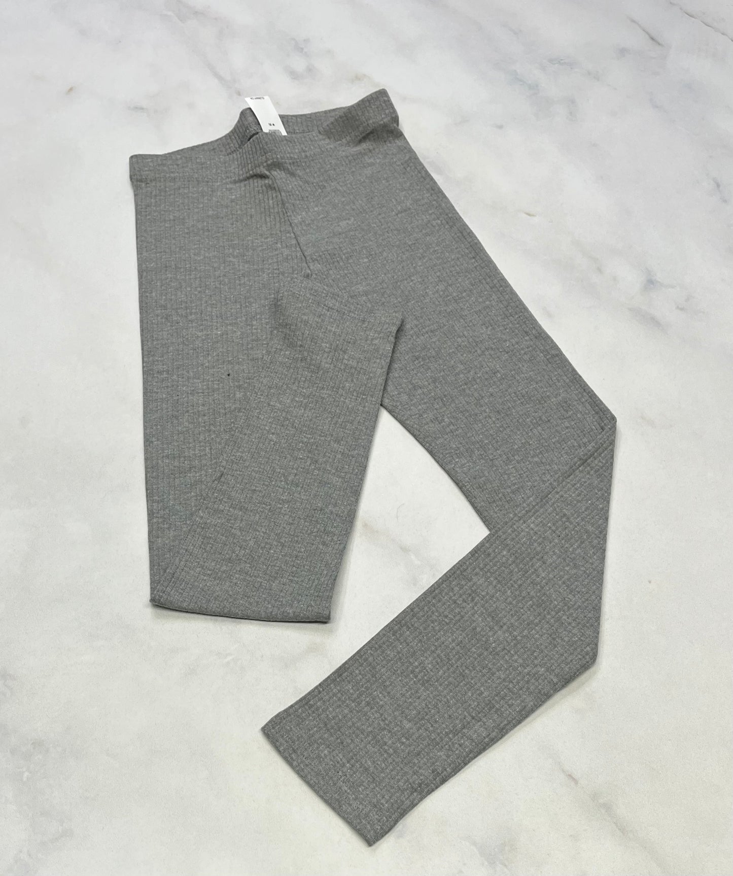 SOLDE ! Legging : RIB / texturé neuf mais mini ombrage ultra flou . 8 ans fille .