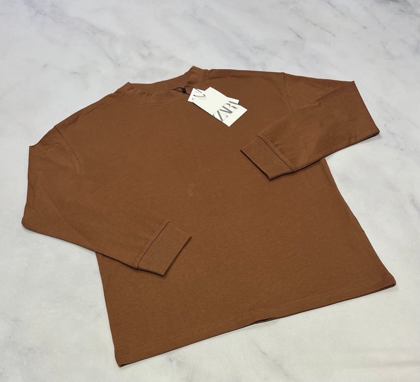 ZARA: Manche longue neuf ! Fait 7-8 ans