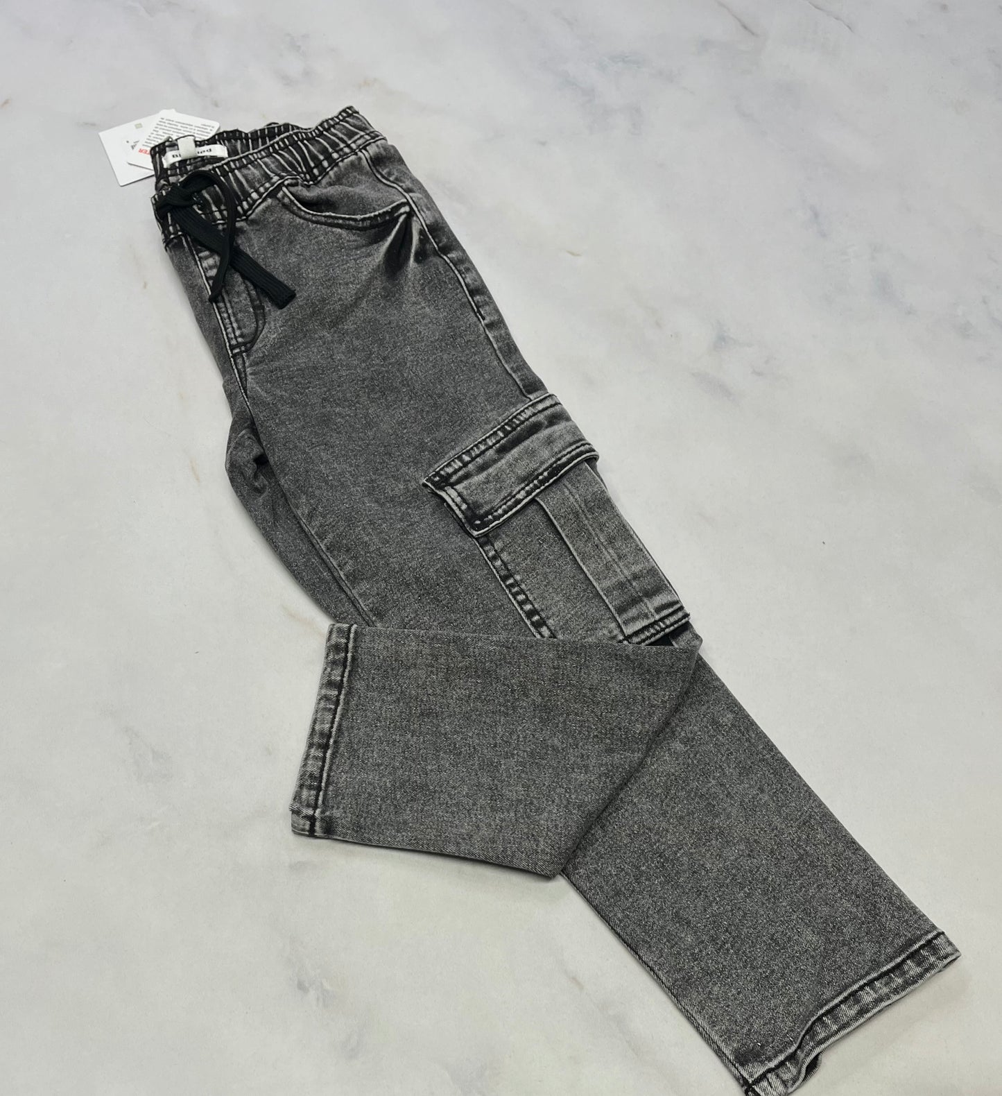 Jeans cargo : Blum. Neuf ! Mou confo 6 ans neuf!