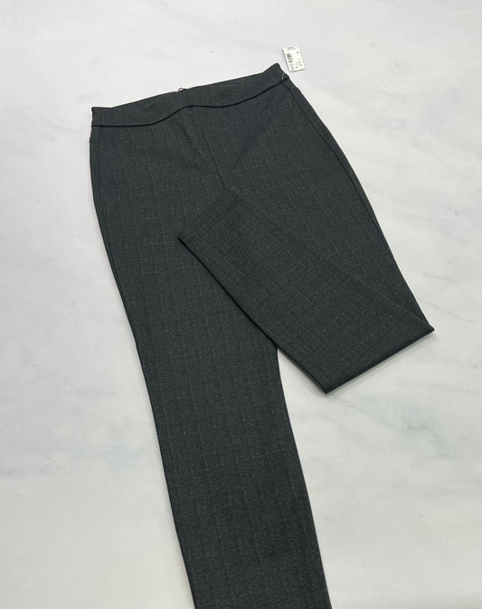 Pantalon : style Jeg. Tissu chic neuf ! Charcoal foncé motifs carreauté . Fait Small (fait 4 ans ) fait M/ femme (fait 6 ans ) L(fait 9-10 ans ) et XL( fait 12 ans ) neuf!