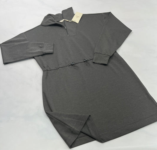 Robe : Max Coco neuve confo ! ( cordon de serrage à la taille ).