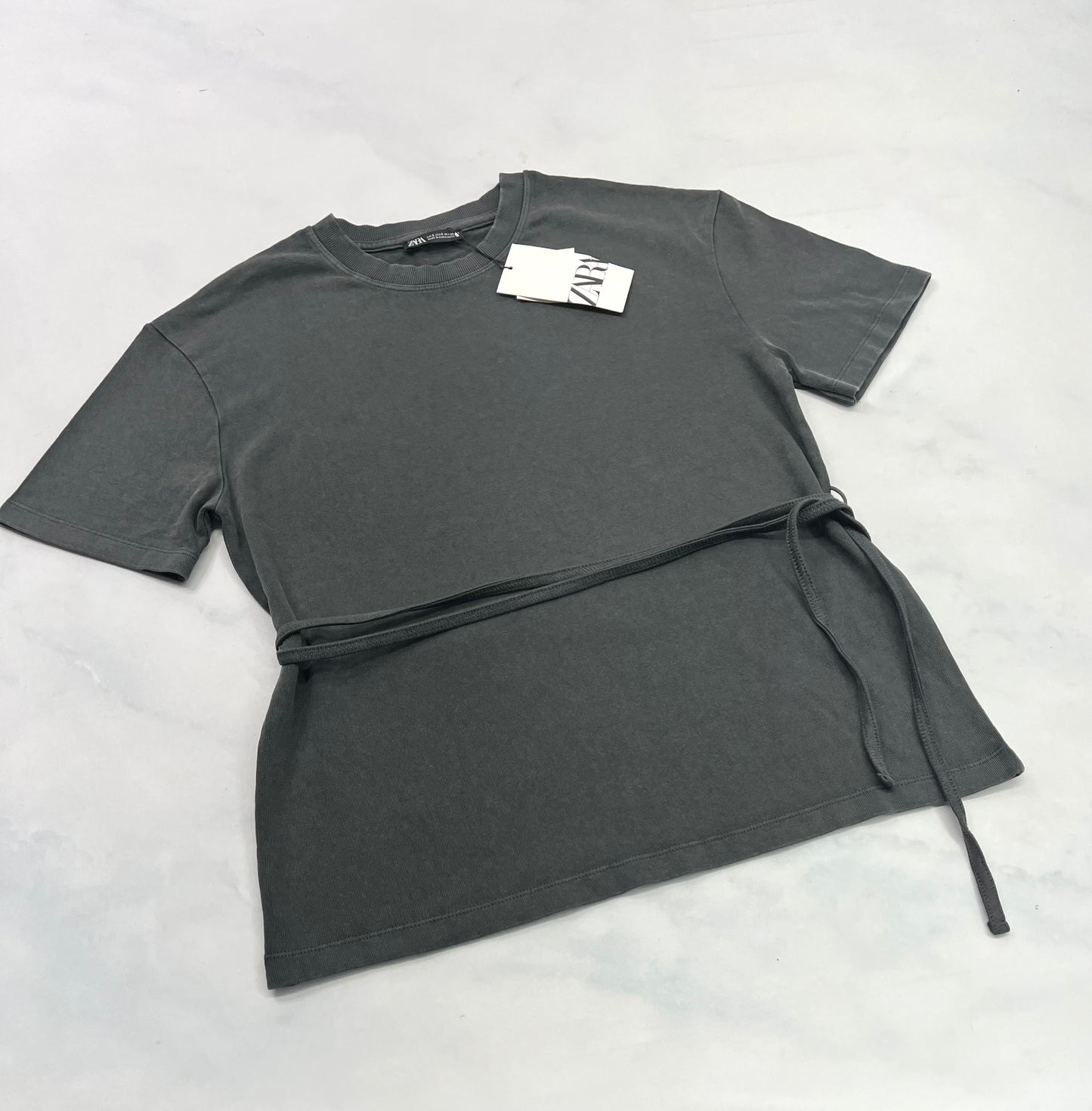 ZARA : Manche courte ouaté / femme