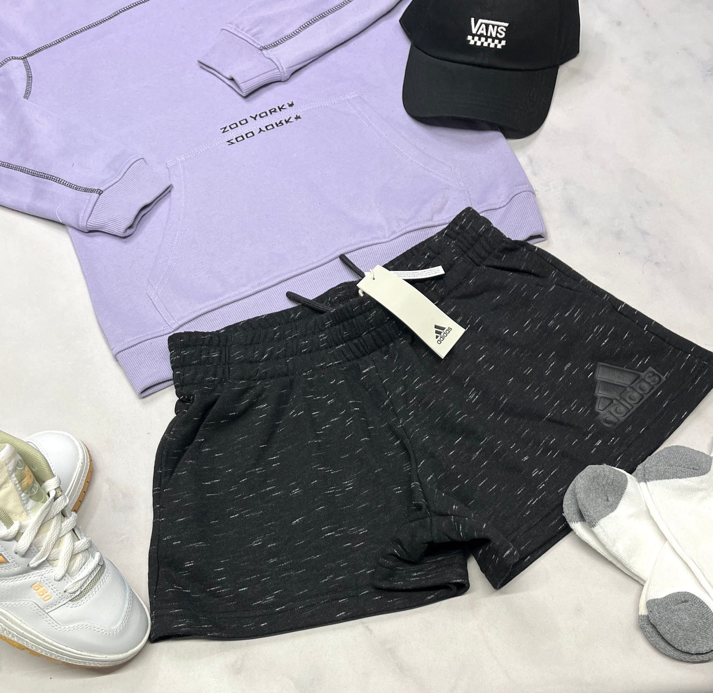 ☀️ Short ouaté : Adidas 14-16 ans fille neuve !