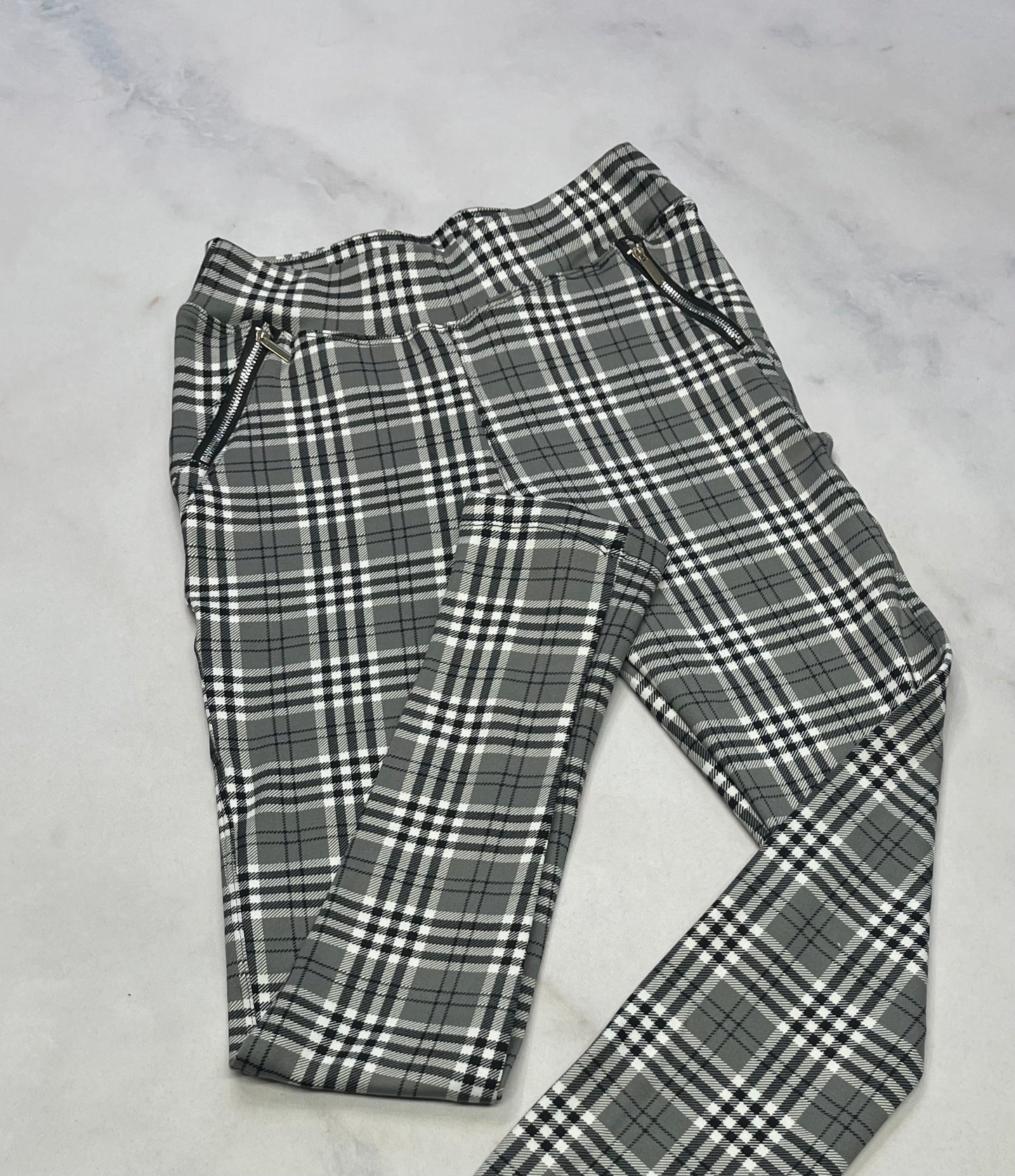 Jegging : skinny stretch ( zip aux poches ) stretch de partout neuf! 10-12 ans