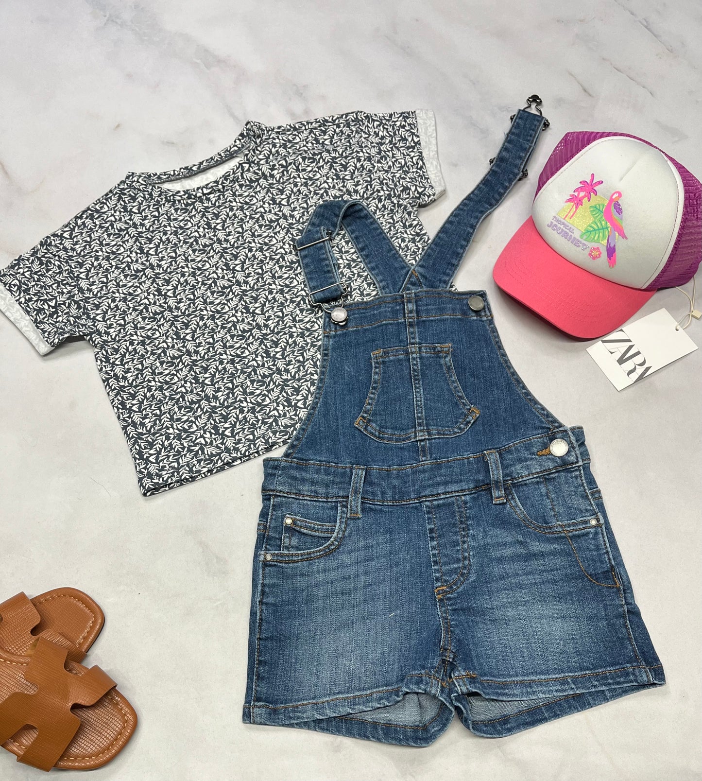 💙Salopette en jeans : stretch fait 4 ans fille ajustable . ( sans le manche courte ) .