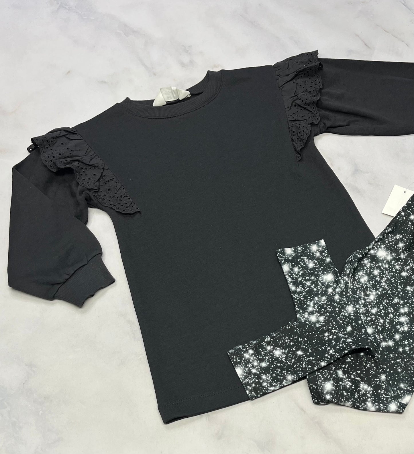 Duo neuf ! : Robe en ouaté manche ballon charcoal 6 ans + Legging soft neuf 6 ans .