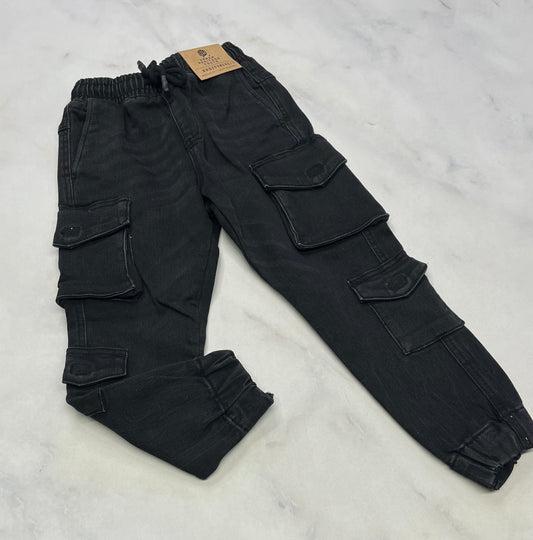 Jeans cargo : stretch 4 ans neuve .