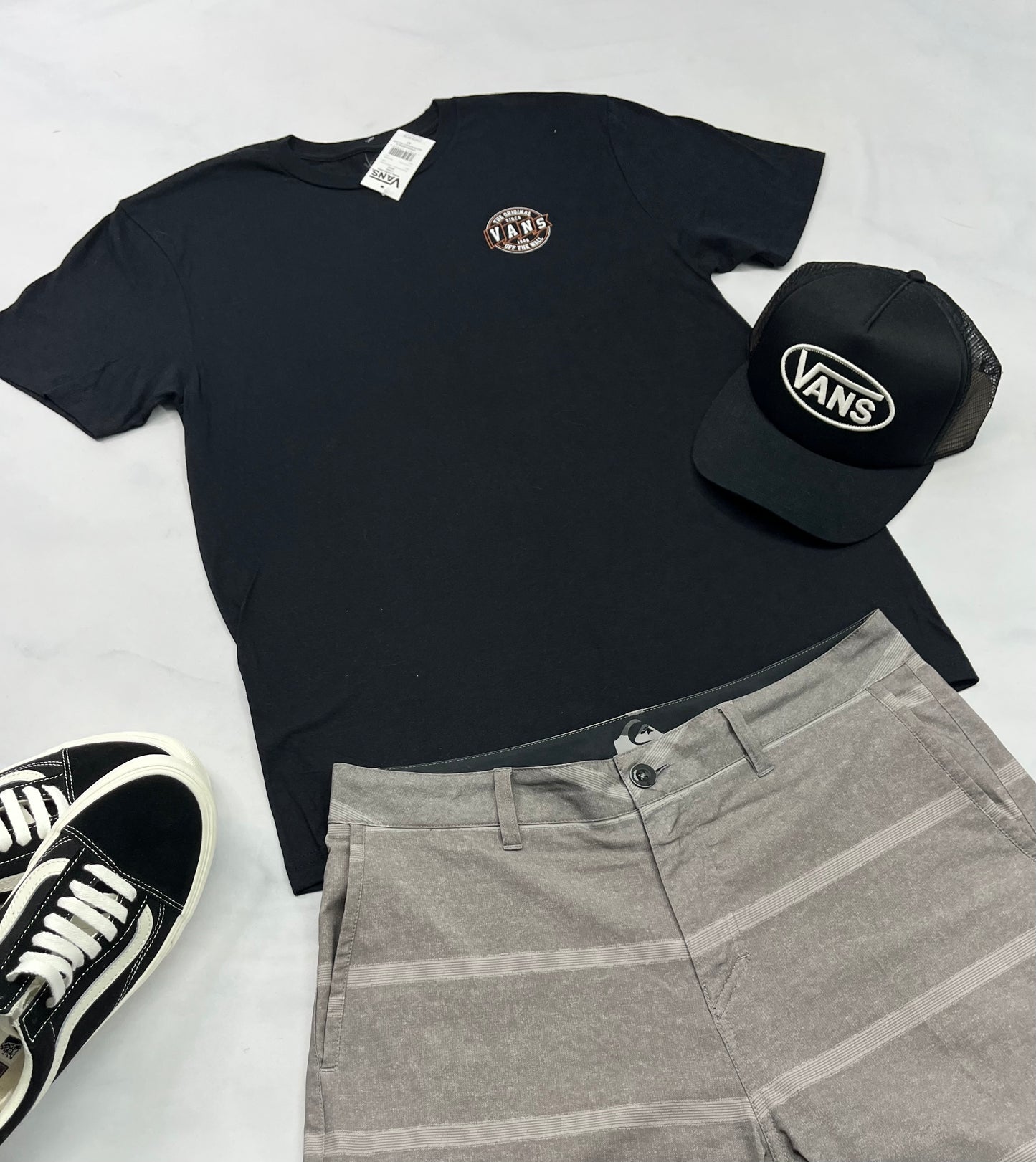🌴 VANS t-Shirt : homme neuf ! Small homme  ( fait 14-16 ans ) et Médium ( fait Small confo ou 18-20ans Ado ).