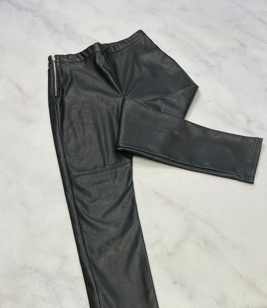 Pantalon : look cuir taille haute H&M neuf! Zip sur un coté / ajustable 14 ans fille neuf !