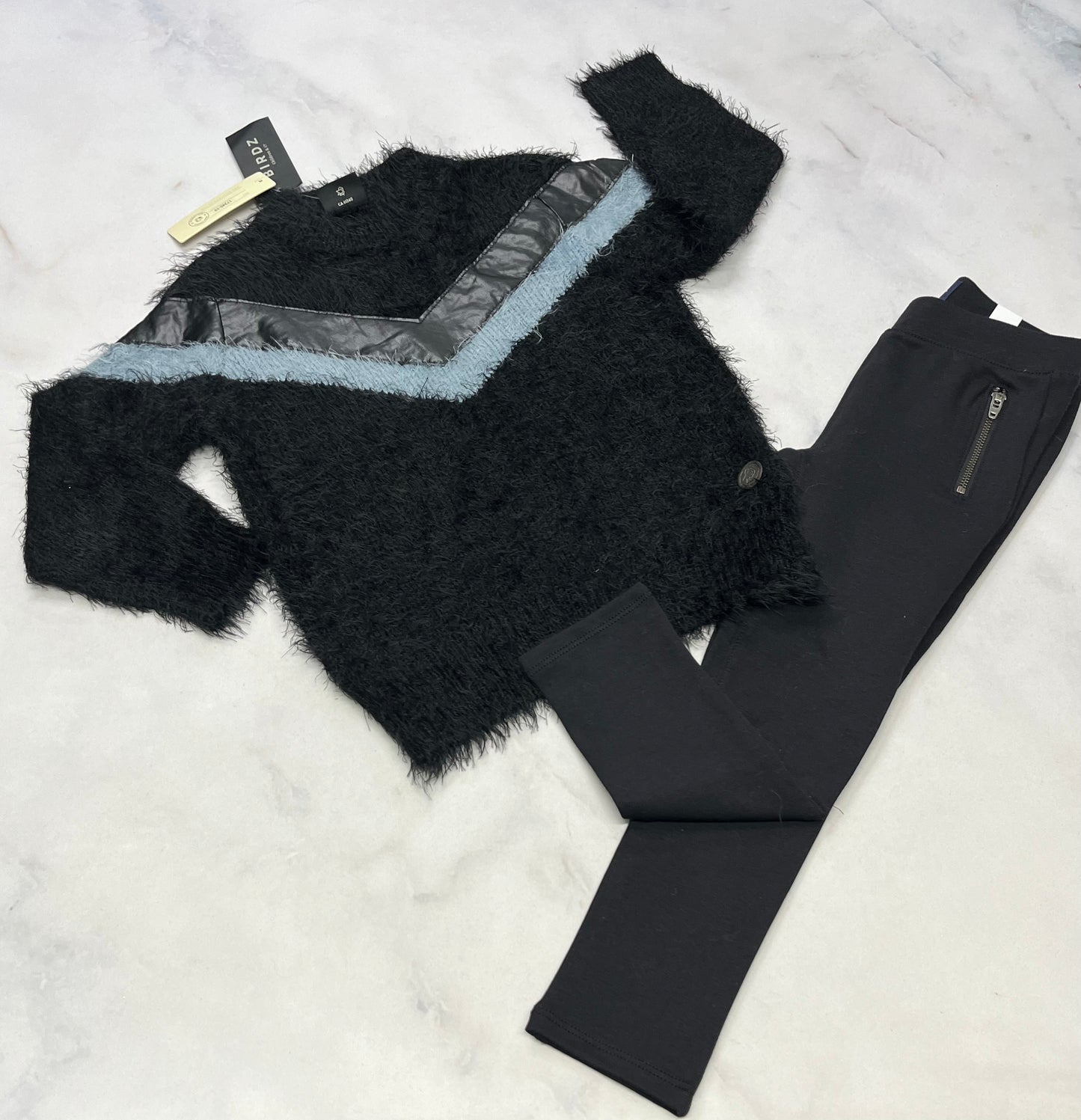 Duo 5 ans neuf! BIRDZ tout doux stretch effet bande look cuir 5 ans neuf + skinny Jeg. Avec zip de chaque côtés neuf 5 ans .