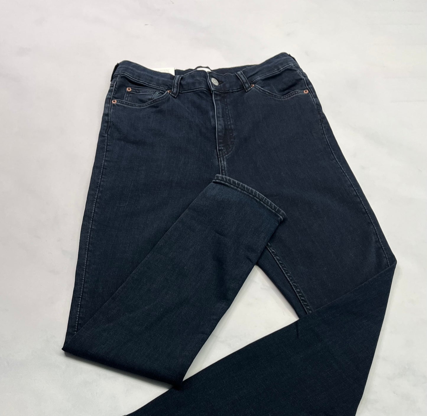 Skinny jeans taille haute : Bleu marine / stretch neuve . Beau tissu confo . + 7-8ans / médium femme .