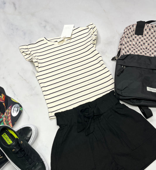 🌼Solde , RIB, texturé : Zara neuf mais micro ligne flou . Stretch confo . Fait 8 ans fille mi -hanche .