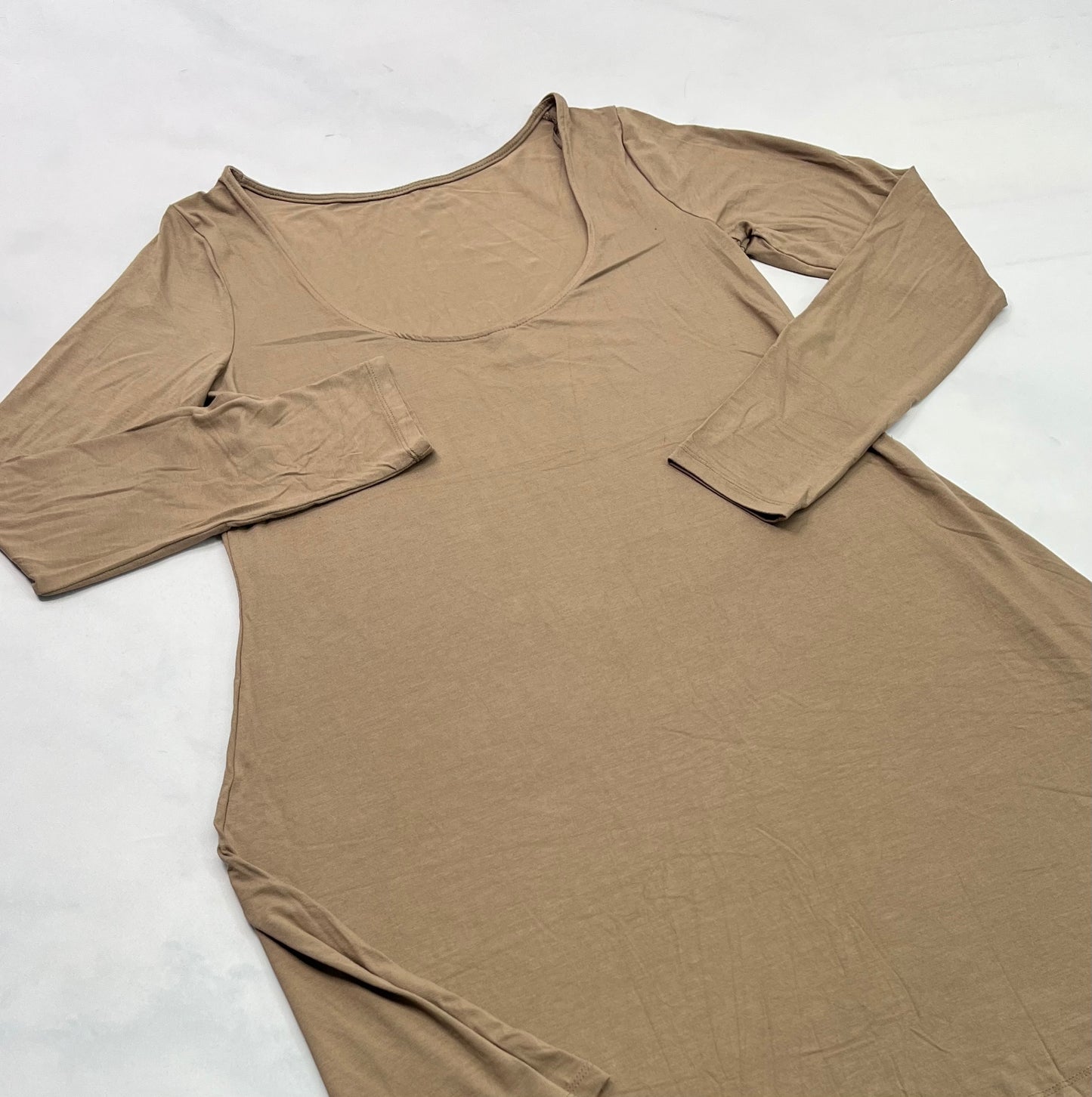 Robe : Tissu stretch confo . M/ femme .