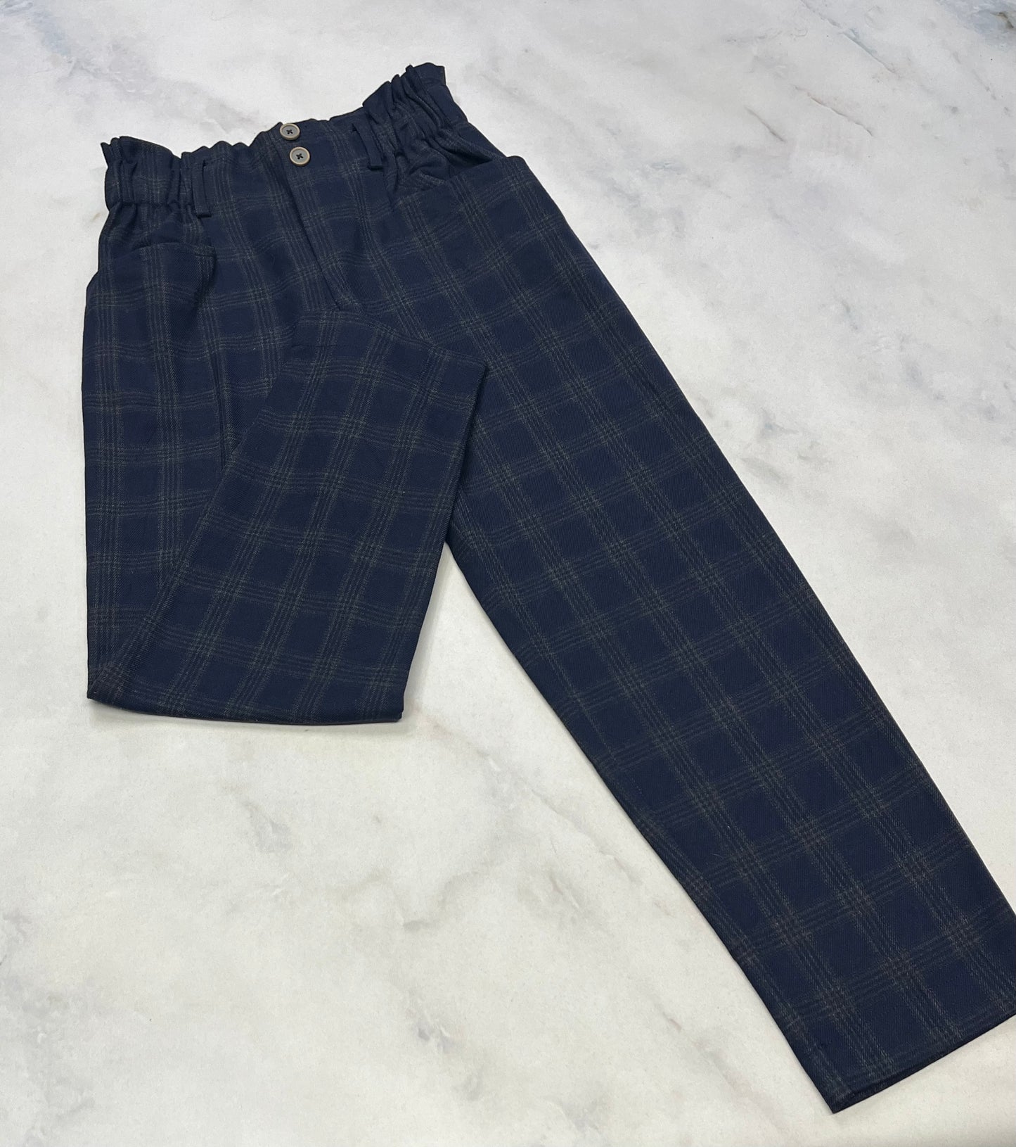 ZARA : Pantalon mou look tissu automne plus épais taille frison à élastique : 11-12( + 10 ans ) fille comme neuve .