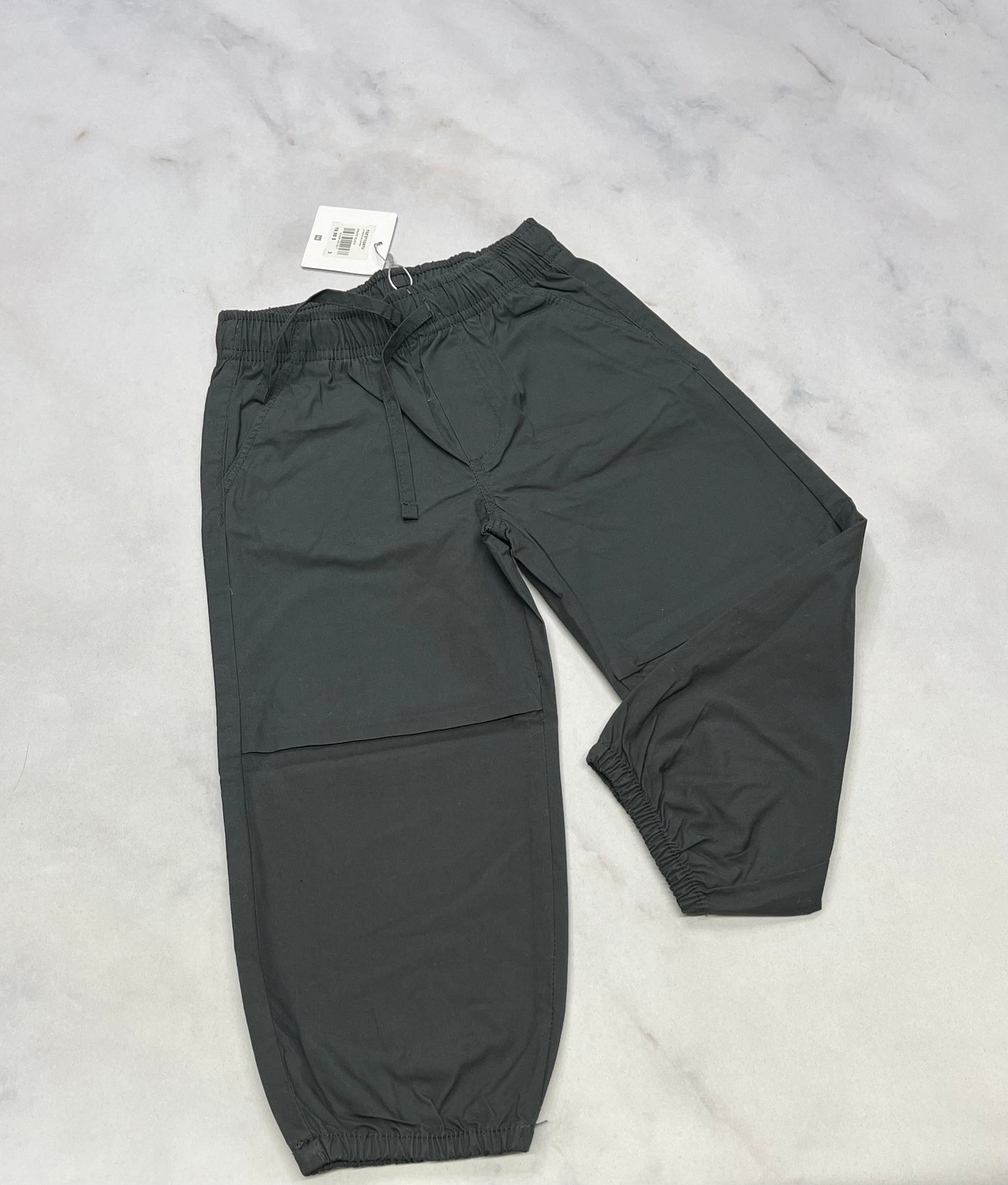 Tag : Jog. En coton 3 ans charcoal neuf!