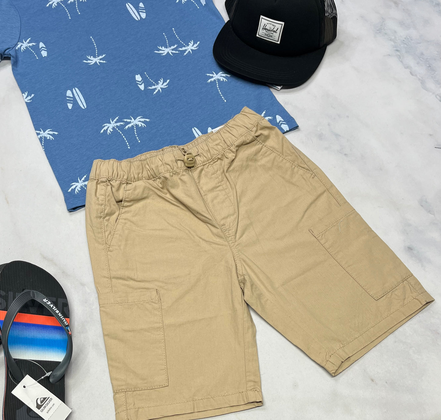 🌴 Bermuda : fait 7 ans taille ajustable garçon neuf !