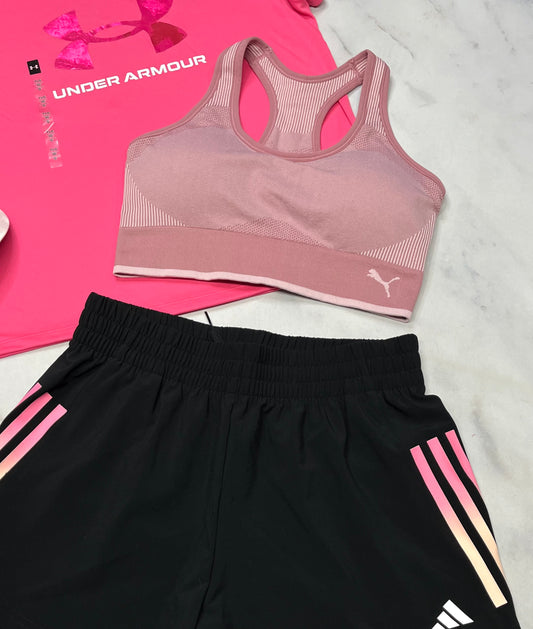 🌸 Top sport : PUMA fait 13-14 ans fille ( pad amovible) neuf !