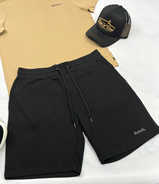 🌴 Bermuda ouaté BENCH : logo au devant et au dos . M/ homme Noir neuf !