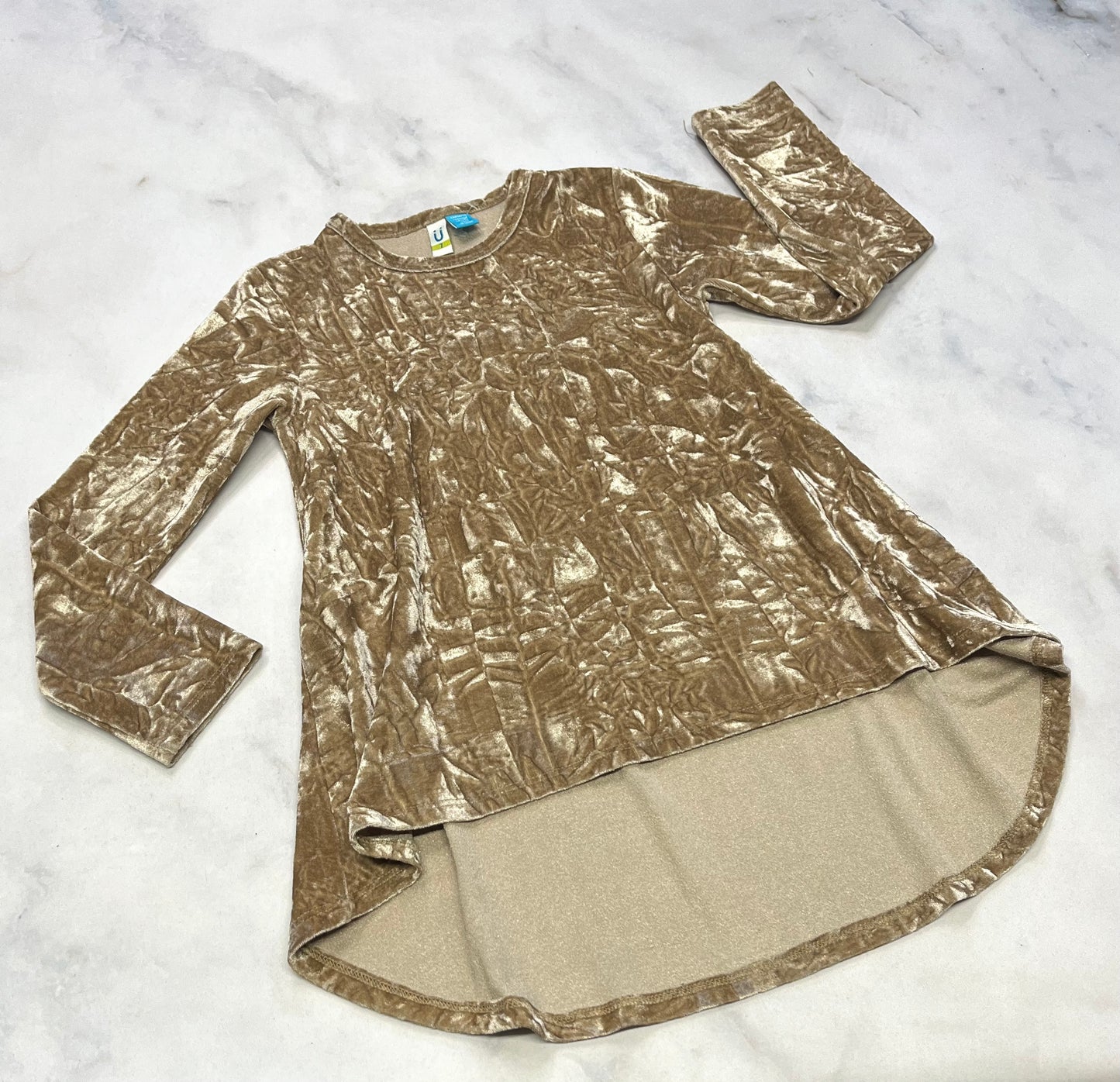 Tunique Ü : en velour doux gold comme neuve . Fait 6x-7