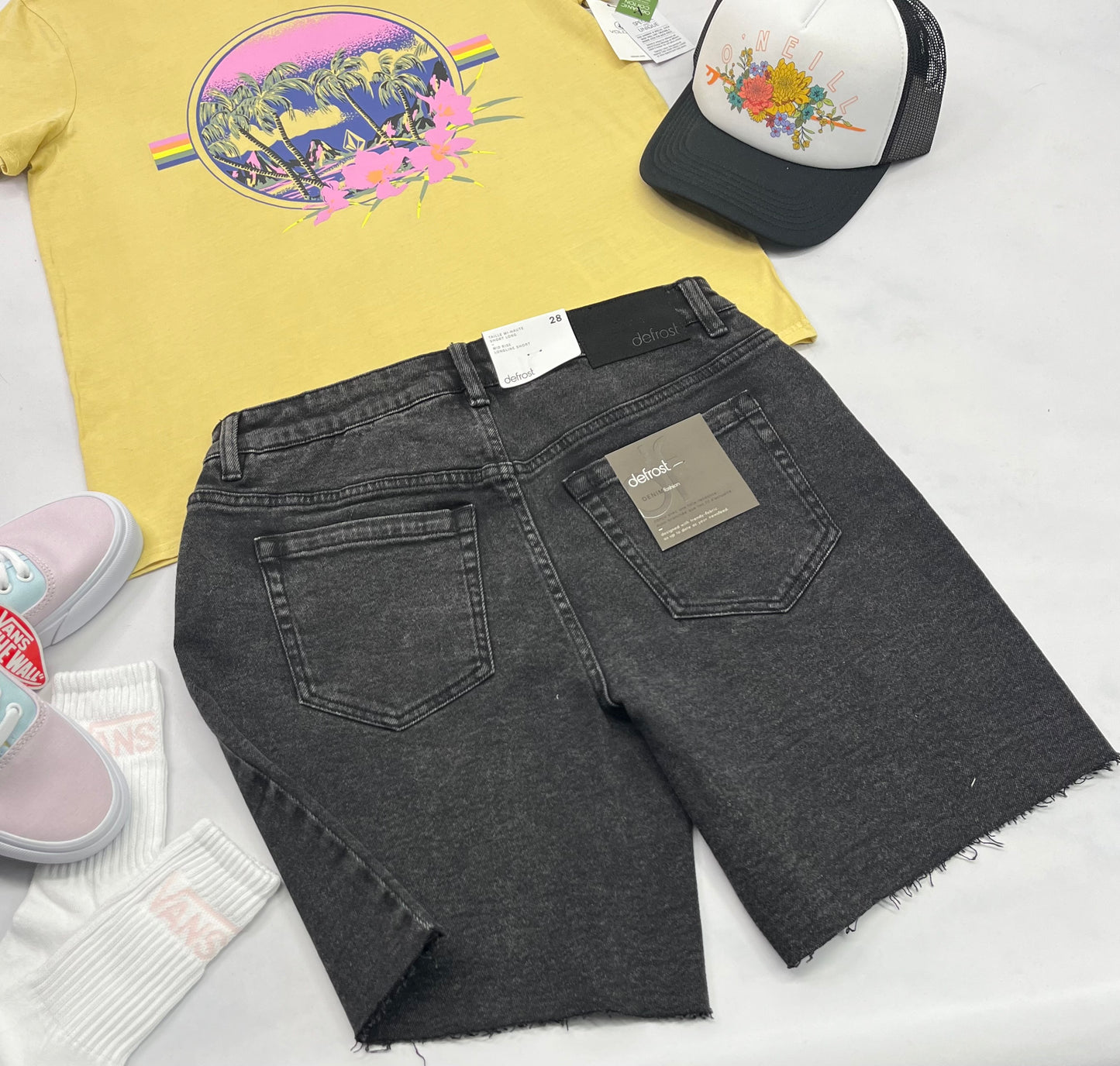☀️ Bermuda: jeans stretch Defrost 28(7 ans ) femme neuf !