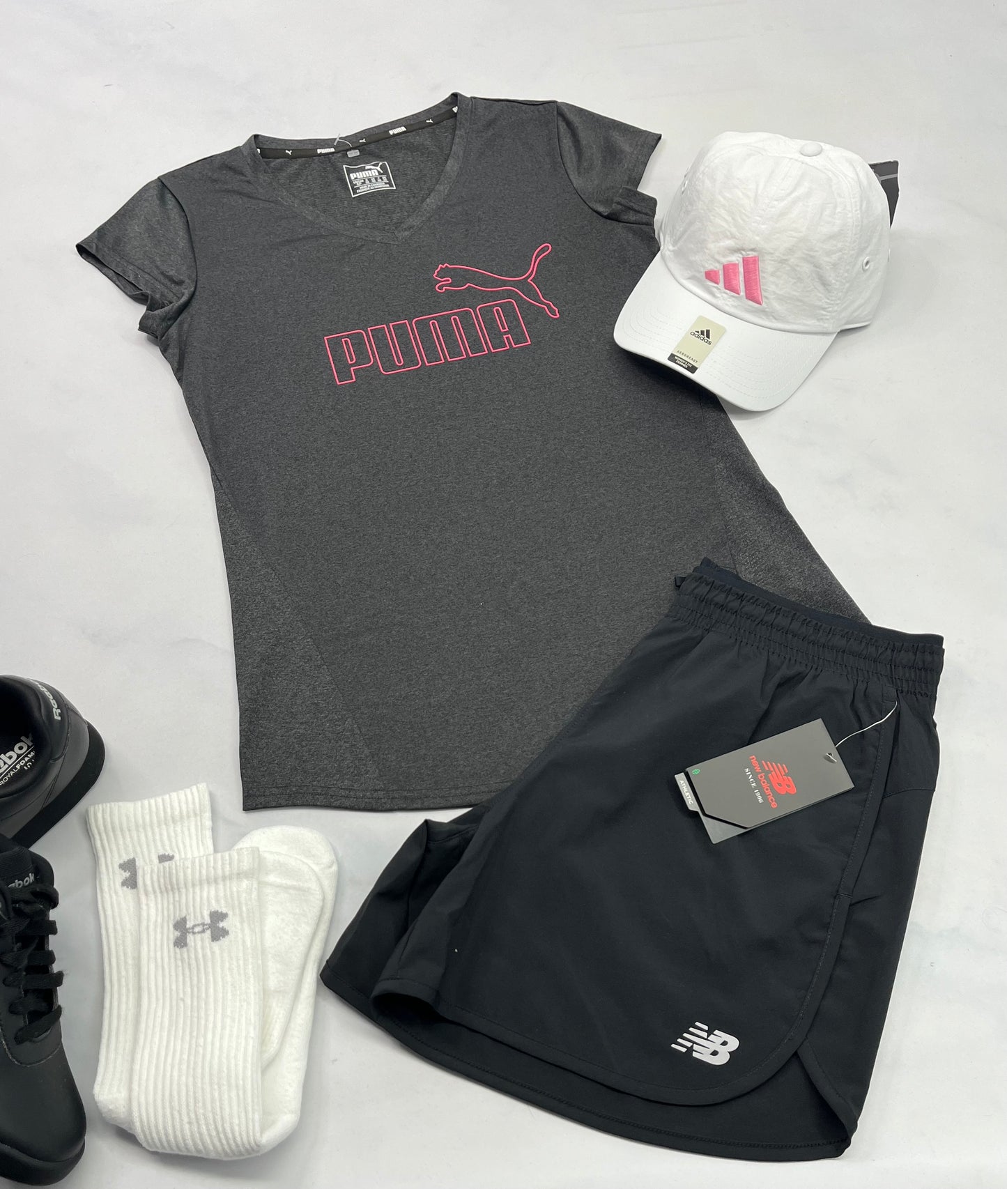 😍 Manche courte : Puma charcoal en tissu de sport Small femme comme neuf !