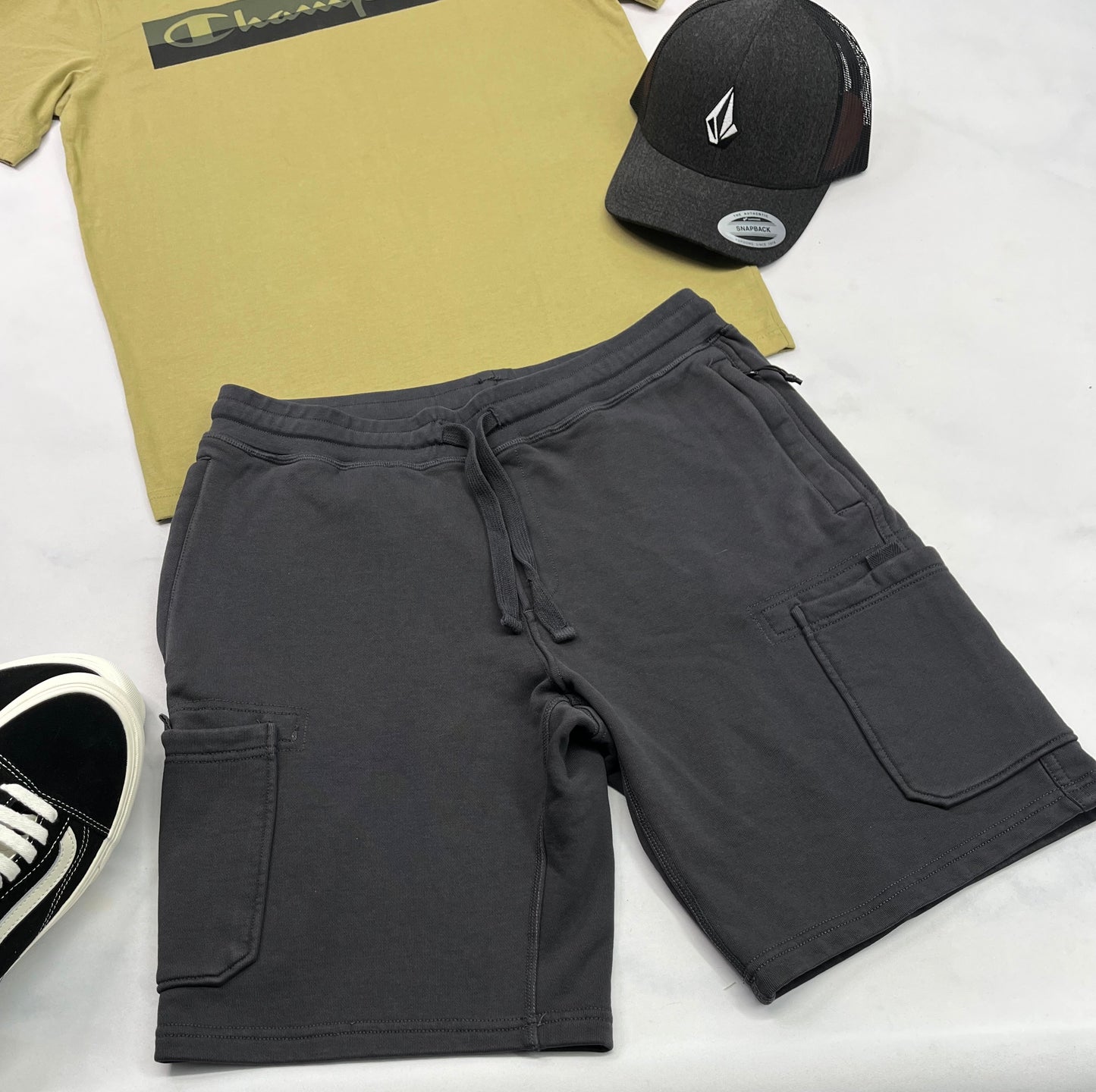 🤩 Short cargo Black Mountain : charcoal en ouaté confo neuve ! M et Large homme .