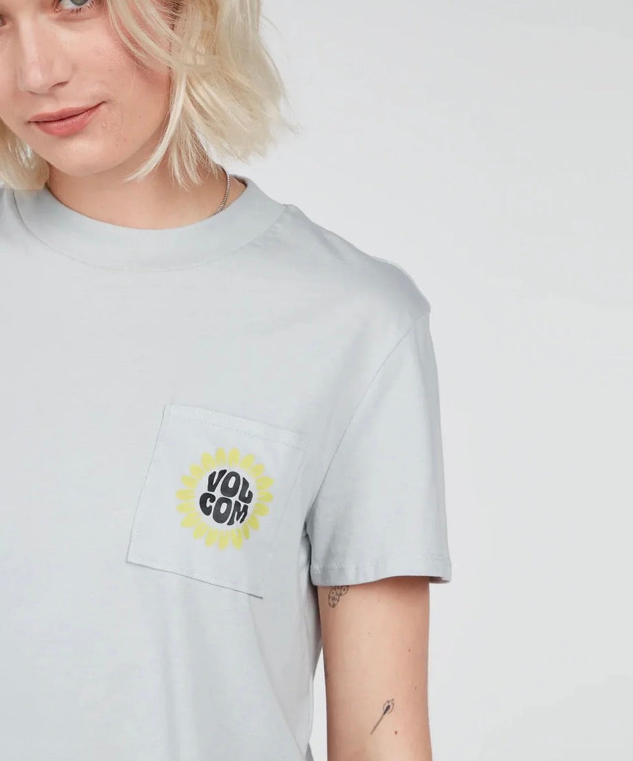 🌻 Manche courte : Volcom gris fait L/ femme neuf ! Look écourté .