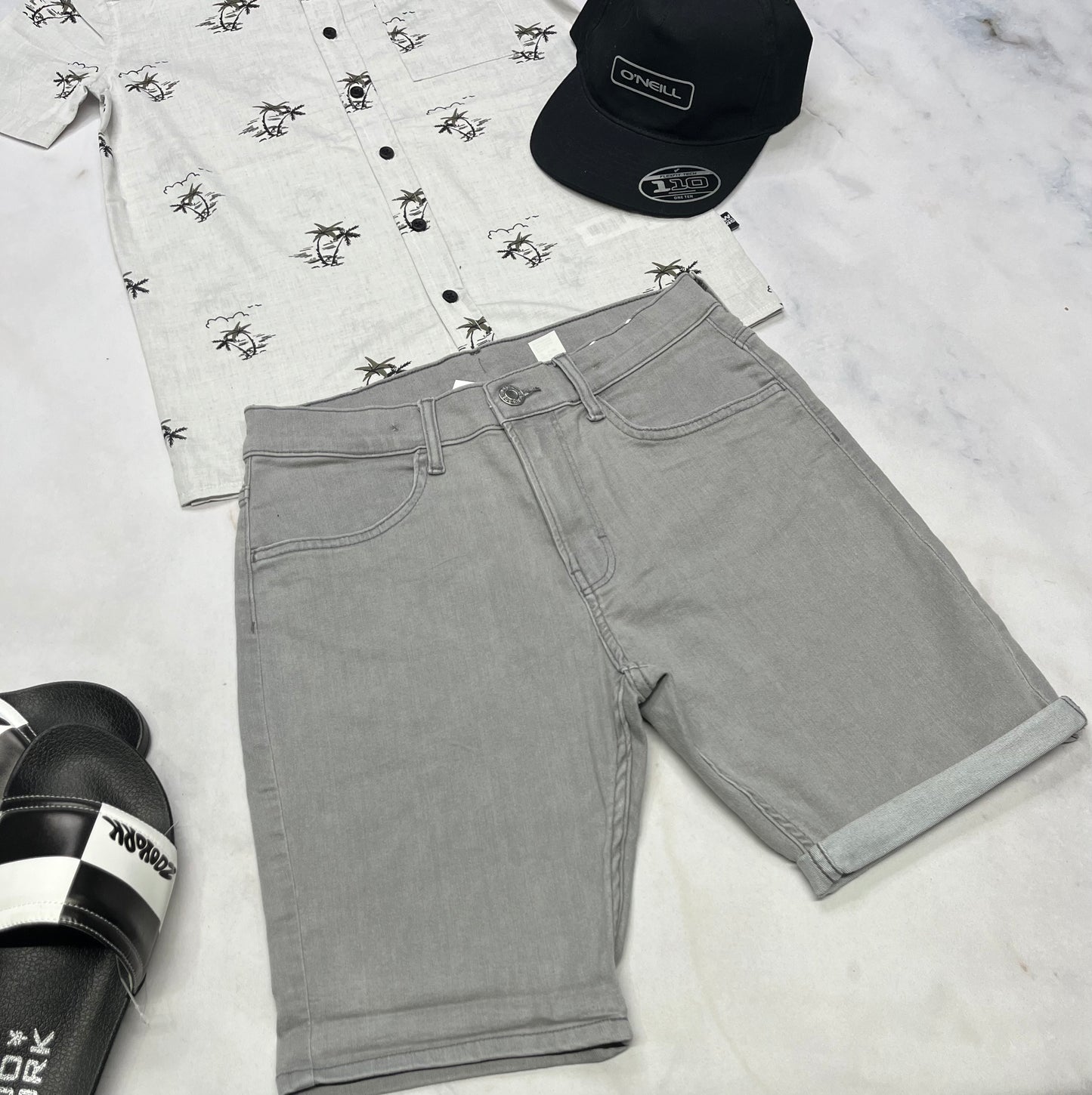 🌵 Bermuda : jeans mou stretch + 14 ans garçon ajustable neuve !