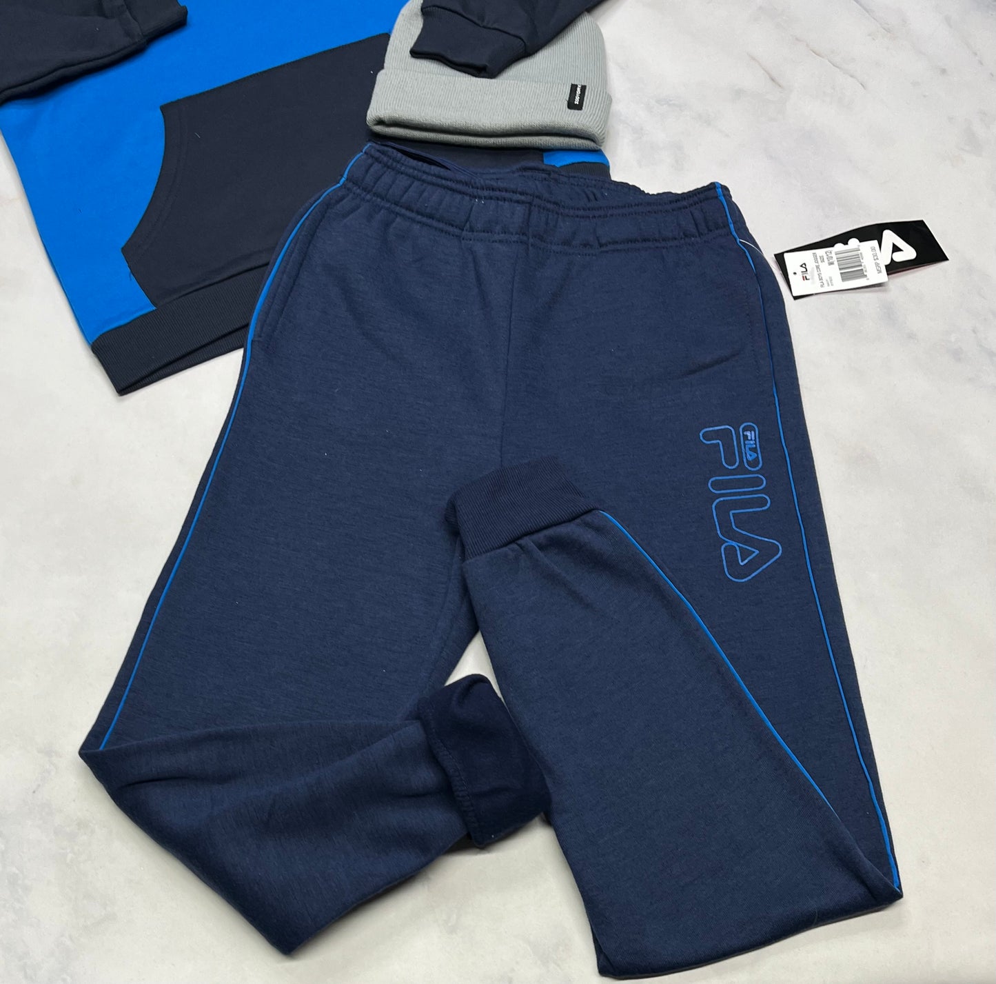 ❄️ Jogger chaud : Fila neuf ! 10-12 ans garçon neuf !