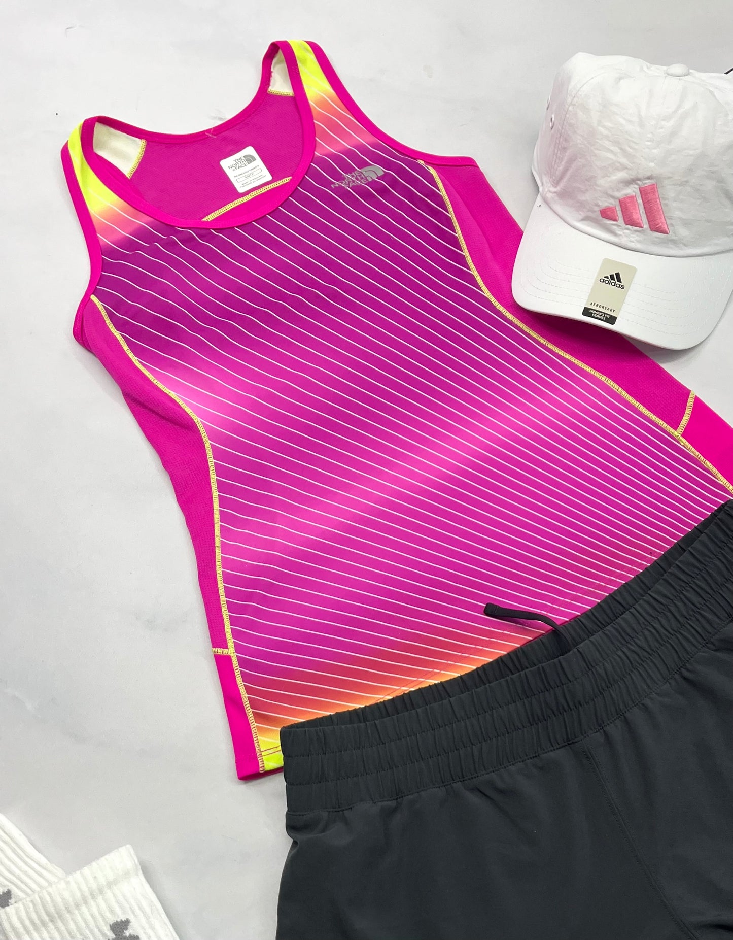 ☀️ Camisole : North Face XS/ femme en tissu de sport comme neuve.