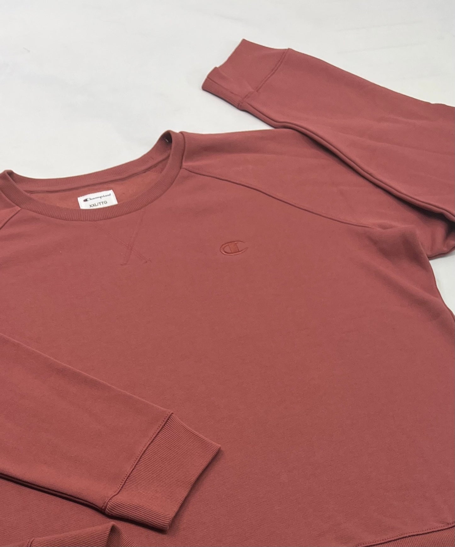 Champion : Ouaté neuf XXL/ femme logo brodé .