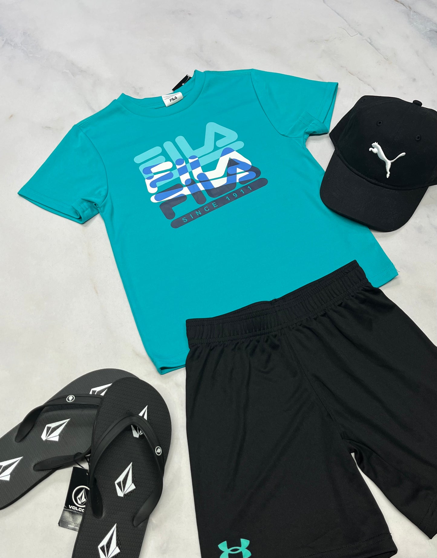 🩵 Manche courte : Fila en tissu de sport + 6 ans garçon neuf !