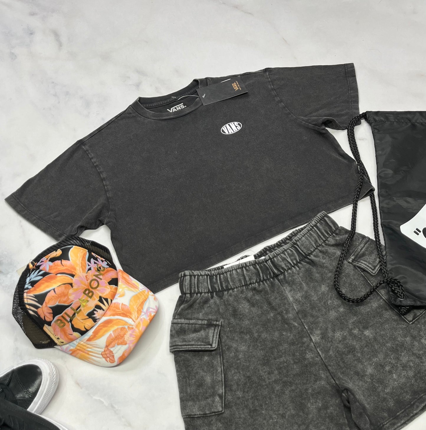 🌿 Manche courte : VANS L(12-14ans ) fille neuf ! Look 2 tons / écourté .