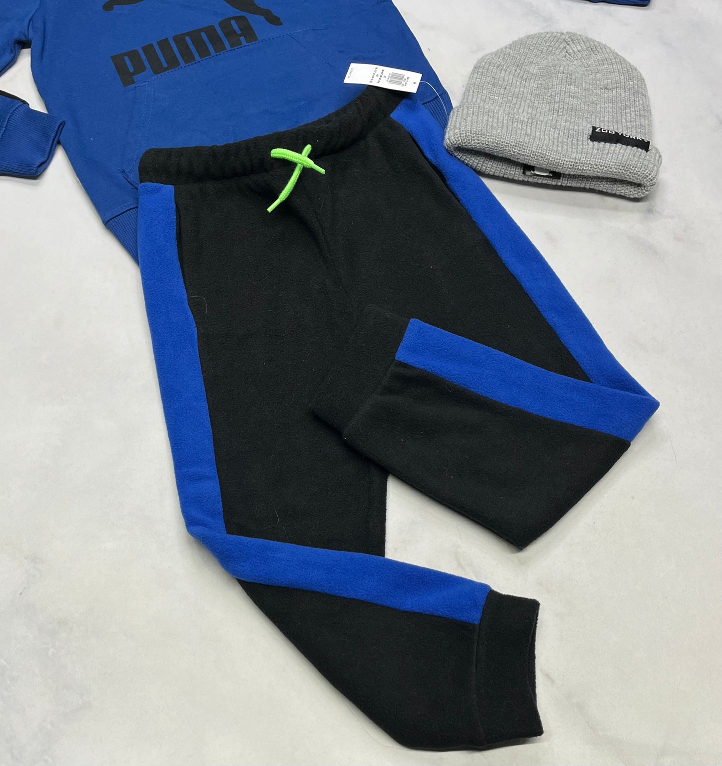 ❄️ Jogger : En Molleton super doux et chaud neuf ! 4 et 5 ans garçon dispo .