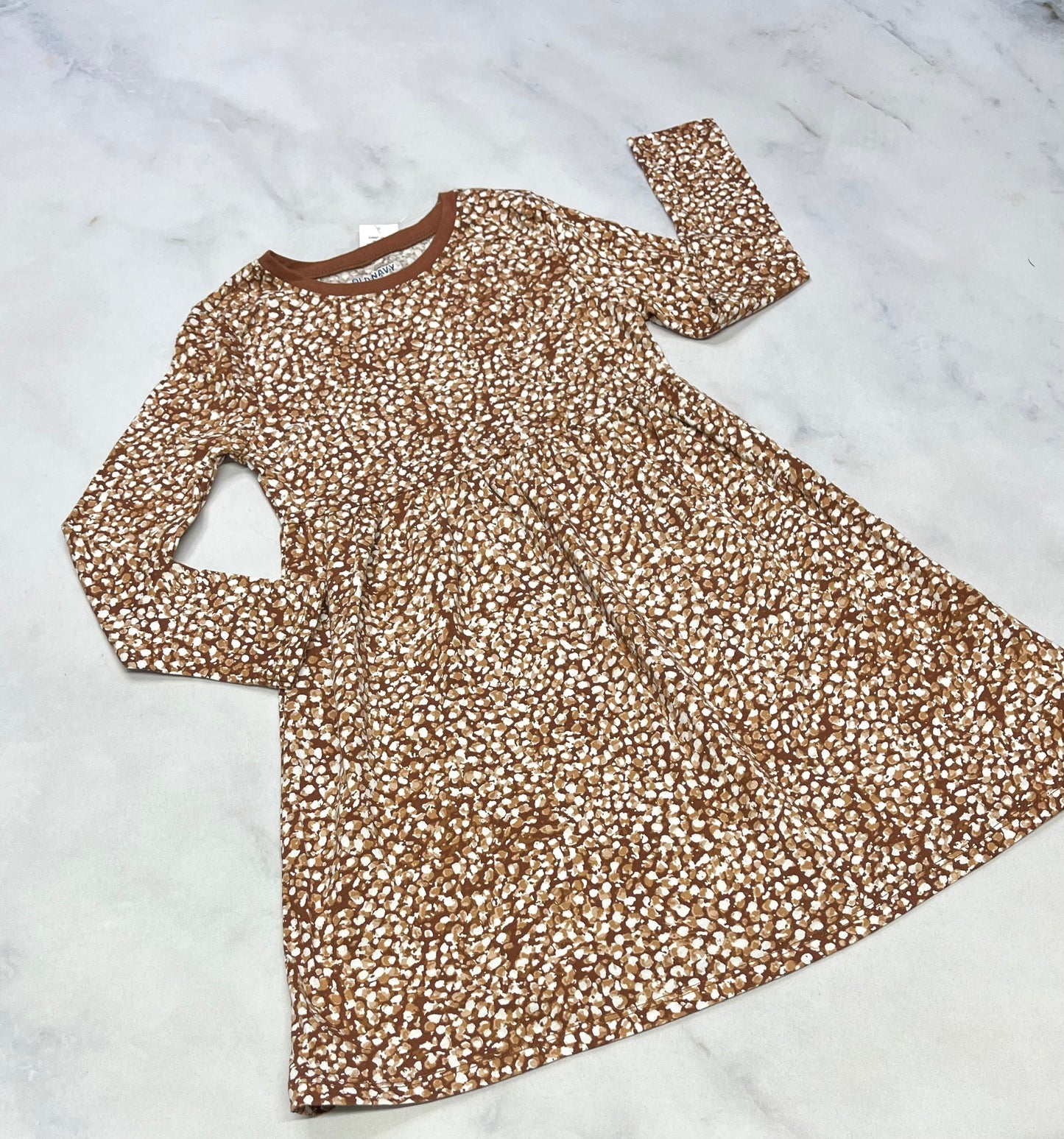 Robe : Molle confo neuve ! 4 et 5 ans