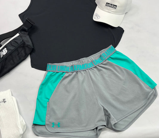 🌴 Short : H.Armour en tissu de sport souple M/ femme comme neuve .