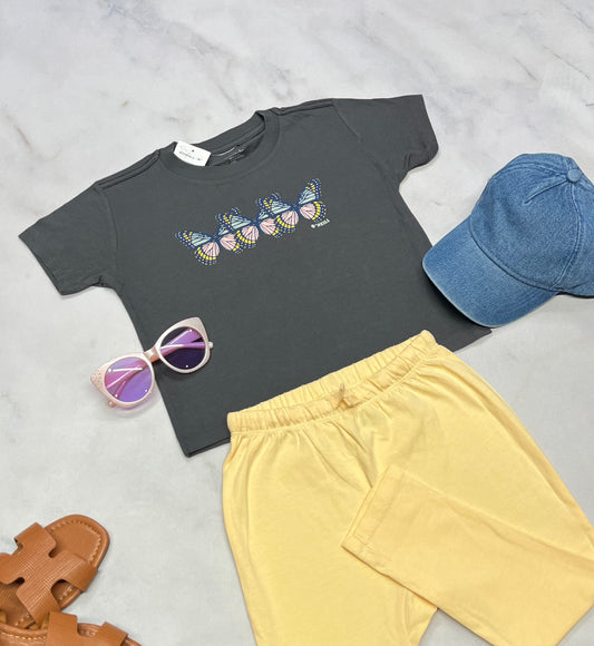 ☀️ Manche courte : O’Neill 4 ans look relax tendance . Fille charcoal neuf!