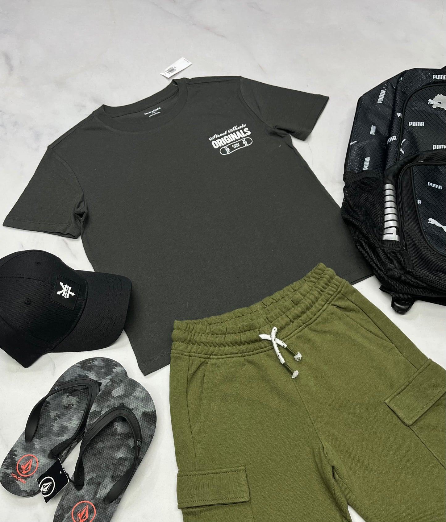 🌵 T-Shirt : charcoal / skate gris souple confo . Beau logo au dos . + 7-8 ans garçon neuf !