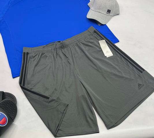 🤩 Bermuda: Adidas charcoal en tissu de sport 2XL( xxl homme coupe confo ) neuf !