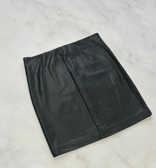 ..Dynamite : jupe effet cuir souple / stretch XS (0-2 ans ) femme comme neuve .